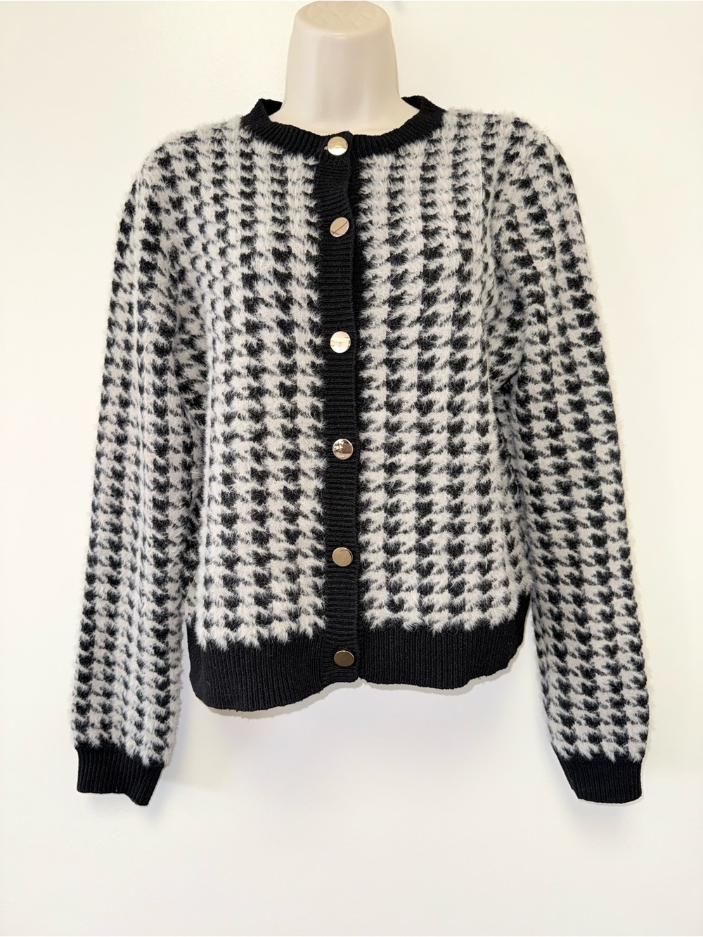 Tahari (Medium) Black & White Houndstooth Pattern Buttoned Sweater Cardigan